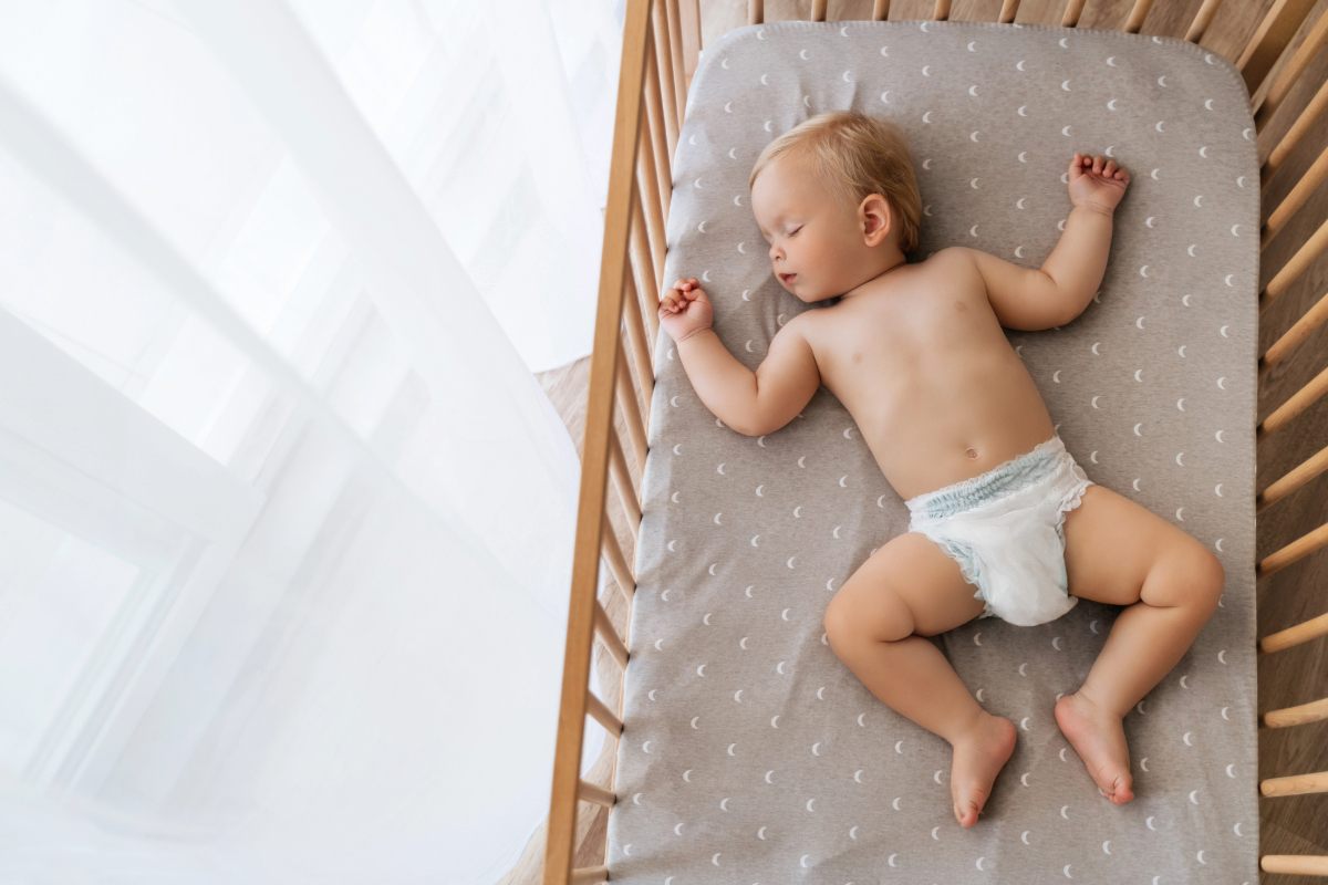 ¿Cómo debe ser la habitación del bebé? 7 tips